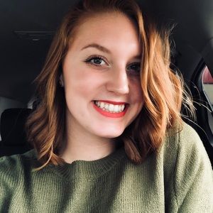 Meet your Posher, Julia